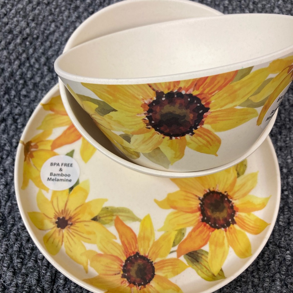 Set of 4 Smart Living Sunflower Bamboo Bowls and Plates - Picture 3 of 10